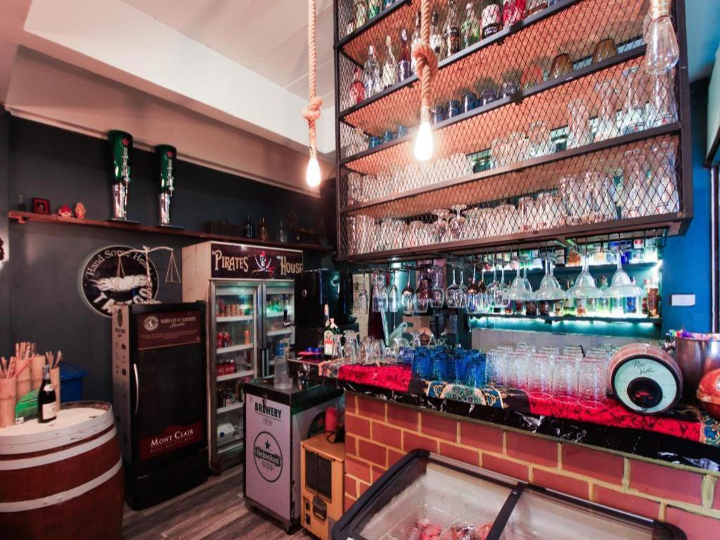 Oyo-1103海盗楼酒店 皮皮岛 外观 照片