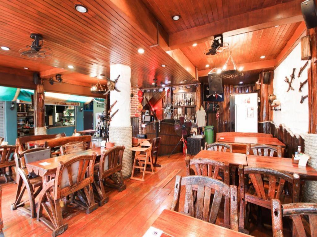 Oyo-1103海盗楼酒店 皮皮岛 外观 照片